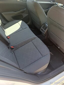 VW Golf 8 , 2.0 tdi , 118- tis. km - 11