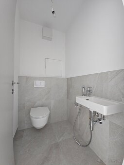 NA PRENÁJOM 3 IZBOVÝ BYT S PARKOVANÍM BRATISLAVA - 11