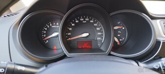 Kia Rio - 11