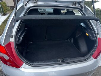 Honda Civic 1.6 i. Vtec Hatchback - 11