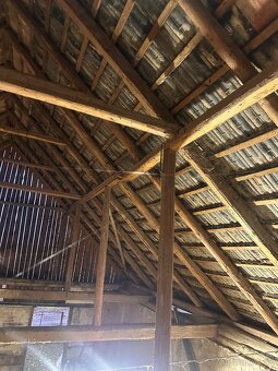 Predám starý krov zo stodoly - 11