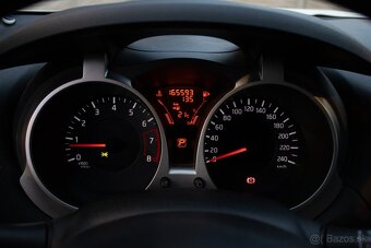 Nissan Juke 1.6 l DIG-T Tekna CVT 4x4 - 11