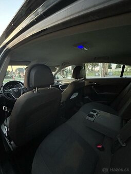 Opel Insignia 2.0 CDTi - 11