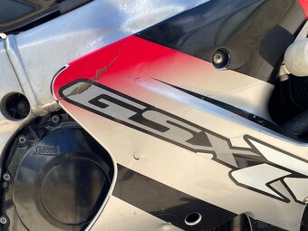 Suzuki GSXR 1000 - 11
