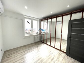 Moderný trojizbový byt s krásnym výhľadom v Galante - 11