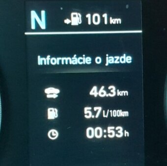 Hyundai Tucson 2.0 CRDi v plnej výbave - 11