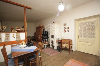 ZOBOR - 2 x RD na jednom pozemku, pôvodný stav - 11