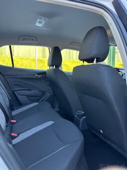Škoda Fábia 1.0 MPI 2024 - 11