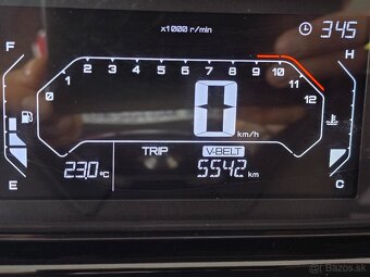 Yamaha X-Max 300 2023 SR - 11