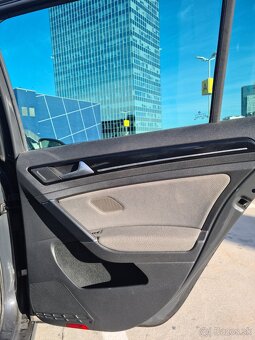 VW Golf 2.0 Tdi_SK_pôvod_219000km - 11