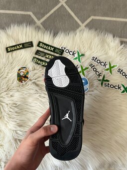 Jordan 4 - 11