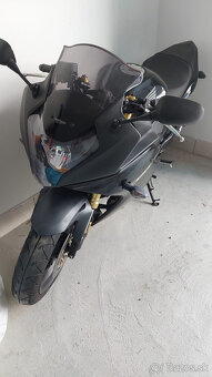 Honda CBR 600 FF - 11