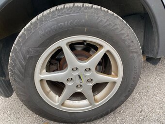 Nissan Qashqai 2,0benzin 4x4 - 11