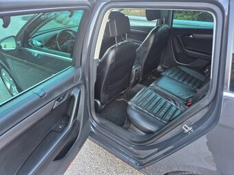 Volkswagen Passat Variant 2.0 TDI 4-motion Rline - 11