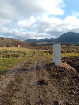 PREDÁM POZEMOK,,,ĎURČINÁ - 11