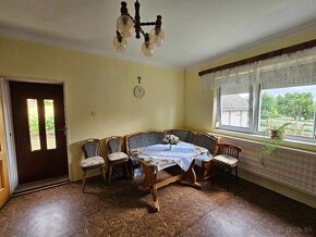 RD v obci RADAVA - 5min.od PODHÁJSKEJ - 11