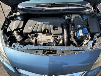 Opel Astra 1.6 CDTi Eco Flex - 11