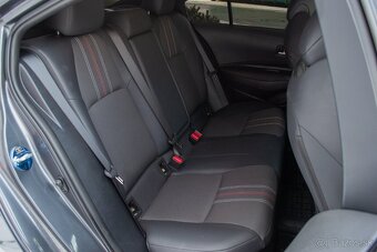 Toyota Corolla 1.8 Hybrid e-CVT GR Sport Dynamic - 11
