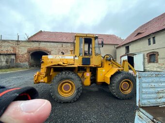 Kolesový nakladac - 11