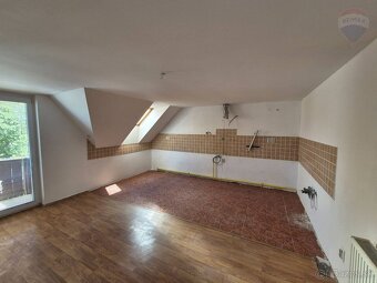 Predaj 10-izbový rodinný dom Hrušovany, okr. Topoľčany - 11