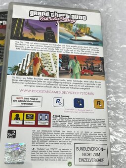 PSP - Grand Theft Auto: Double Pack - 11