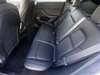 Tesla Model Y Long Range Dual Motor - 11