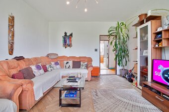 CENTRUM J.KOZÁČEKA | Priestranný 3 izbový byt s garážou. - 11