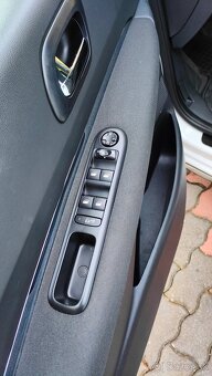 za 5900 € 9R peugeot 3008 - 11