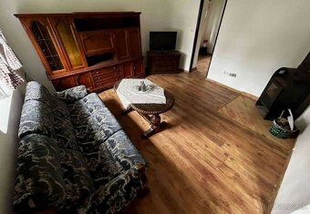 Na predaj zrekonštruovaný rodinný dom v Čiernej Lehote - 11