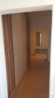 Predám 1 izbový byt na Boženy Nemcovej - 11