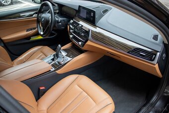 BMW Rad 5 520d xDrive A/T - 11
