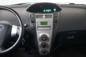 158-Toyota Yaris, 2007, benzín, 1.3i, 64kw - 11