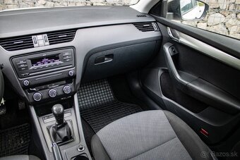 Škoda Octavia 1.2 TSI Active - 11