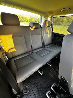 Predám Volkswagen caravelle t5 2.5tdi 96kw 2007 230000km - 11
