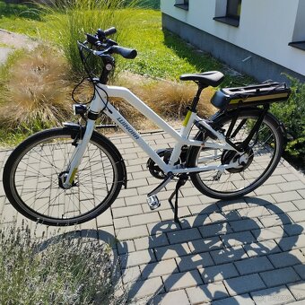 Na predaj dámsky elektrobicykel WINORA F1 - 11