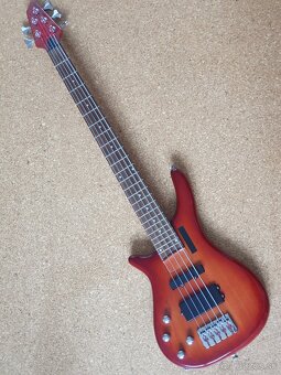 Predam lavacku el. basgitaru znacky Shine - 11