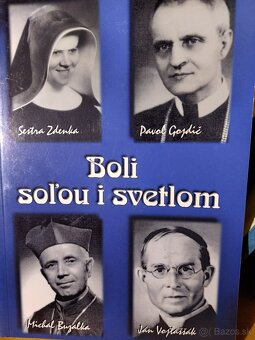 Náboženské knihy - 11