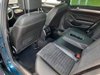 VW Passat Variant Var. Elegance R-Line 2.0 TDI DS7 - 11