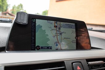 BMW Rad 3 Touring 320d 135kW M6 Pôvodný lak - 11
