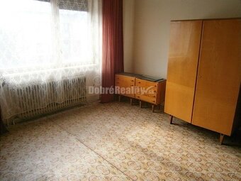 Rodinný dom v centre mesta Hurbanovo na predaj  - 11