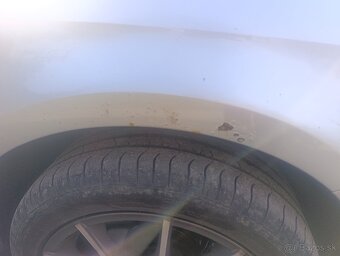 Volkswagen Passat - 11