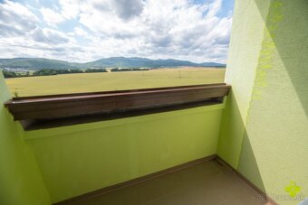 PEKNÝ 1 IZBOVÝ BYT Ul. PALÁRIKA PRIEVIDZA KRÁSNY VÝHĽAD - 11