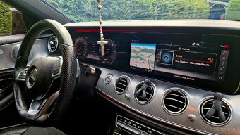 Mercedes Benz E Trieda E220d AMG Black Line - 11