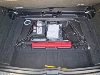 Mercedes-Benz B trieda 180 d  A/T - 11