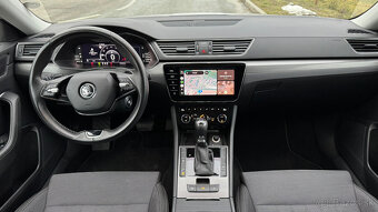 Škoda Superb Combi 2.0 TDI SCR Ambition DSG - 11