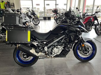 Suzuki DL650 V strom - 11