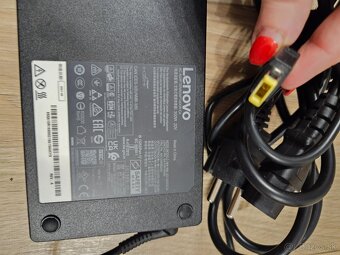 Nabíjačka na notebook - 11