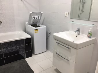 Prenájom byty 2 iz. NOVOSTAVBA M.Sch.Trnavského,BratislavaIV - 11