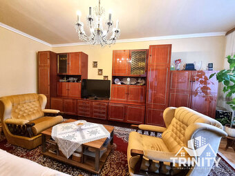 Na predaj veľký 3-izbový byt s balkónom v meste Nové Zámky - 11