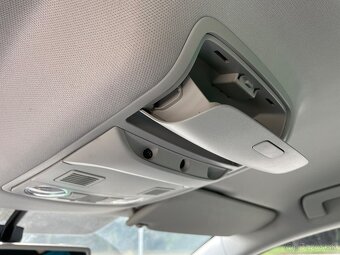 Škoda Superb Combi 2.0 TDI CR 103kW / Elegance - 11